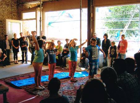 Kinderkunstforum 2012 | Domplatz 6 in Halle (Bild 3/3)